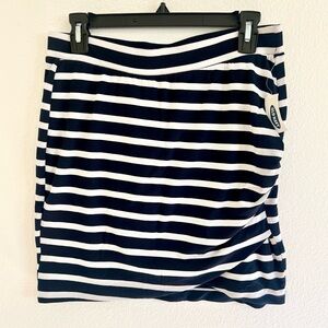 Old Navy Striped Mini Skirt in Navy and White